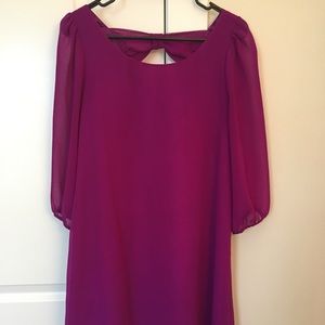 Light 3/4 sleeve dress